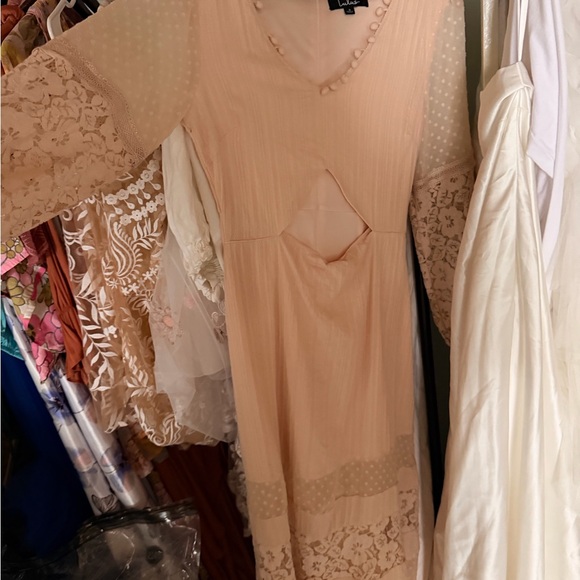 Lulu's Dusty Blush Lace-Detail Long Sleeve Midi Dress - Picture 3 of 3